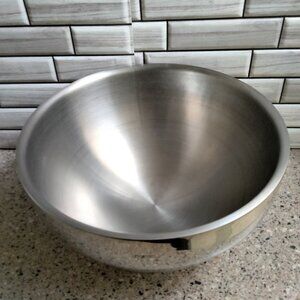 German Stainless Steel Insulated Serving Bowl
